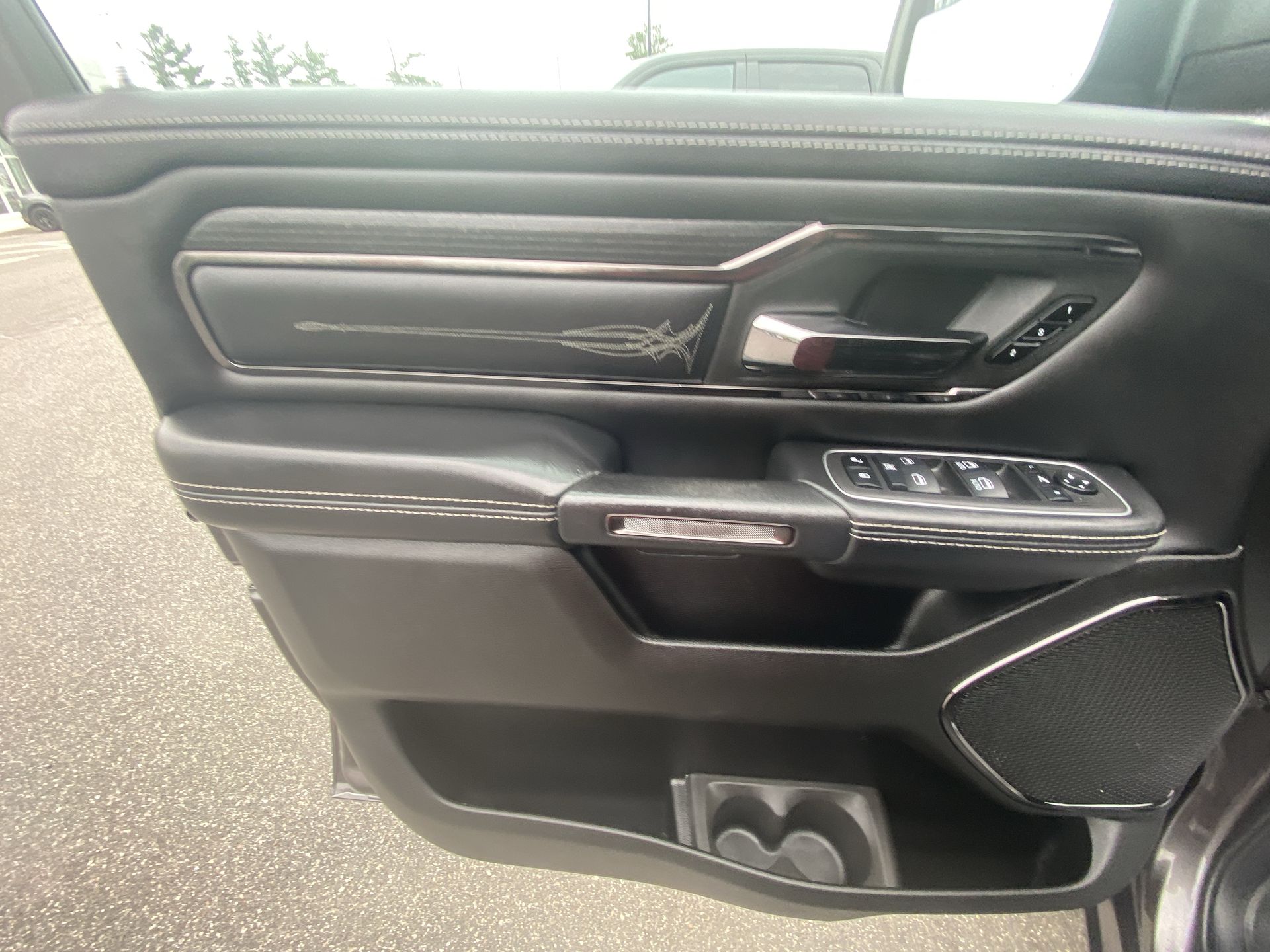 2024 RAM Ram 1500 Pickup Limited - Photo 13