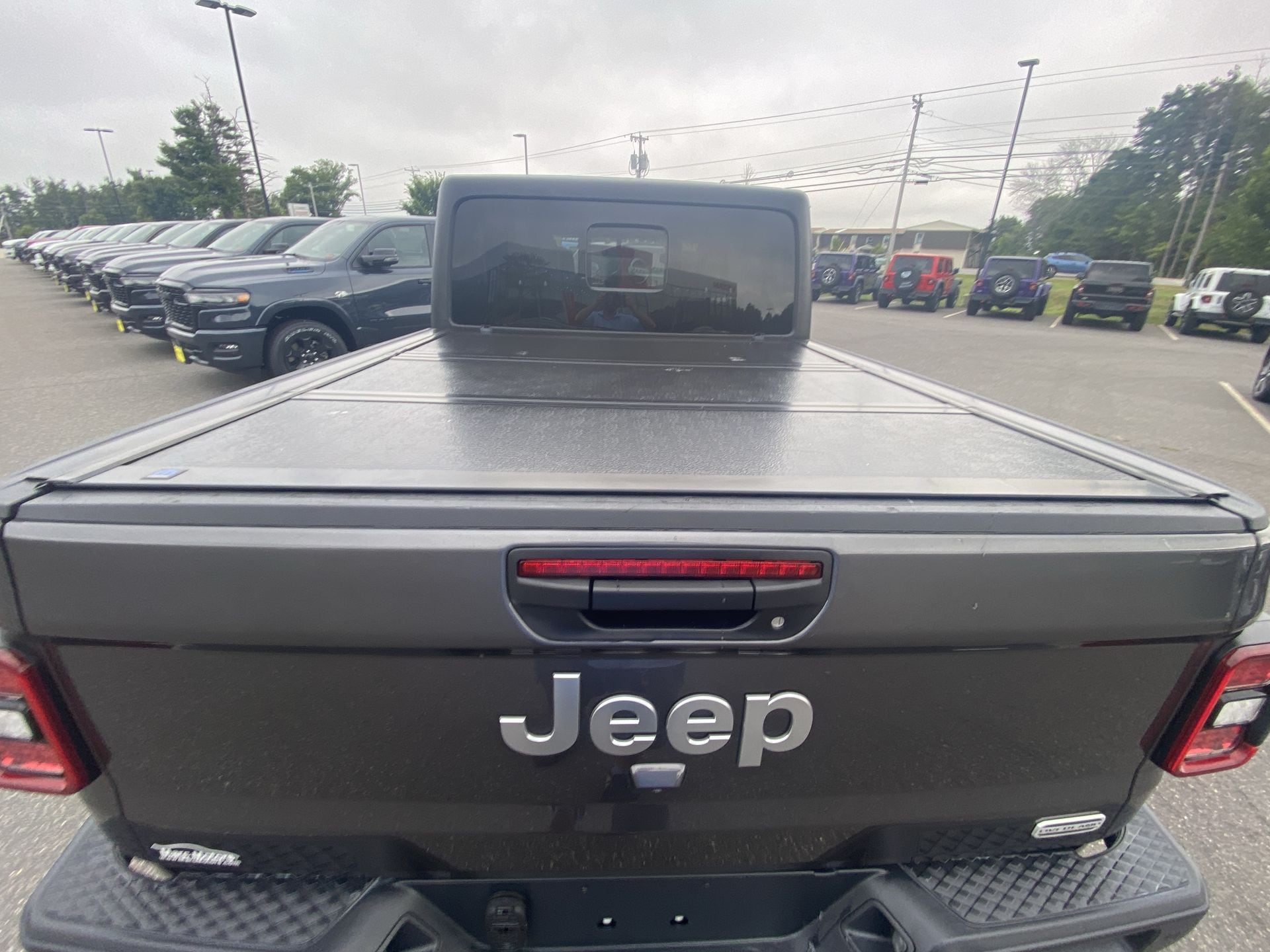 2021 Jeep Gladiator Overland - Photo 23