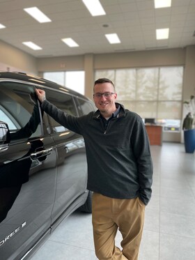 Staff member Zac Whittier from ID_dff69ae6c96e