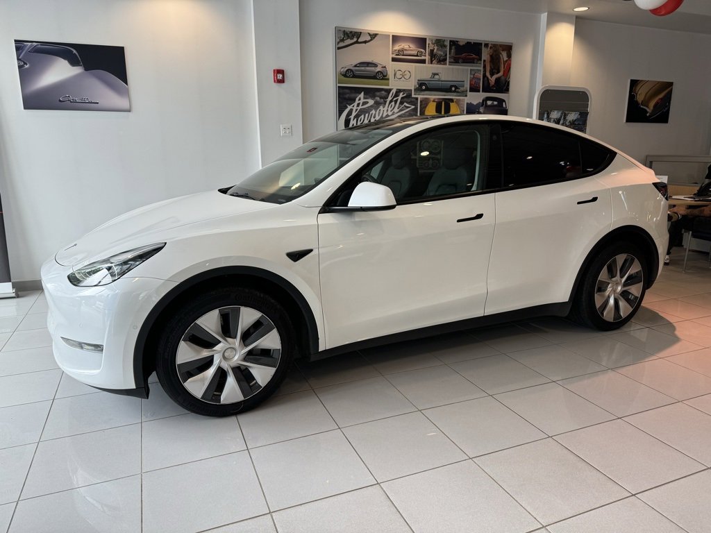 Used 2021 Tesla Model Y Long Range with VIN 5YJYGAEE3MF286989 for sale in Fort Montgomery, NY