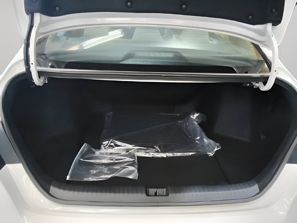 2025 Honda Accord LX - Photo 8