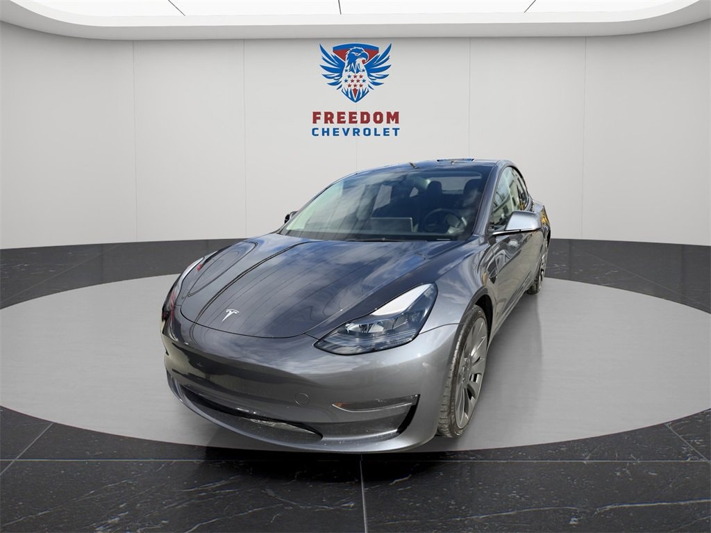2023 Tesla Model 3 Performance's photo