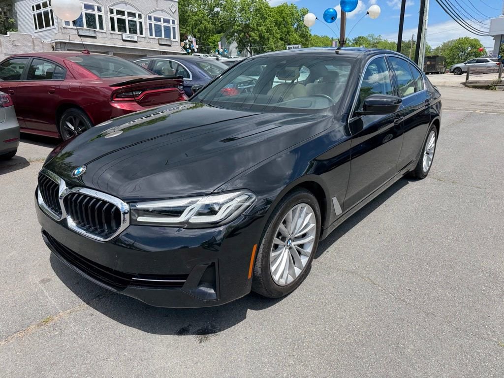 2023 BMW 5 Series 530i xDrive Sedan's photo