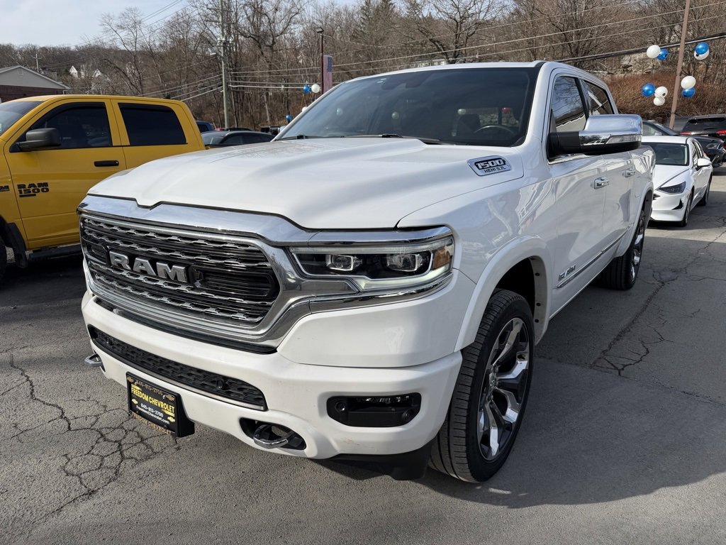 2022 RAM Ram 1500 Limited's photo
