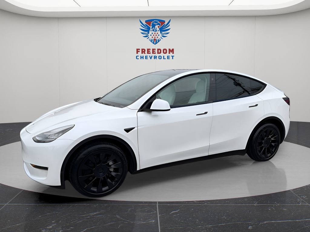 Used 2021 Tesla Model Y Long Range with VIN 5YJYGDEE9MF067018 for sale in Fort Montgomery, NY