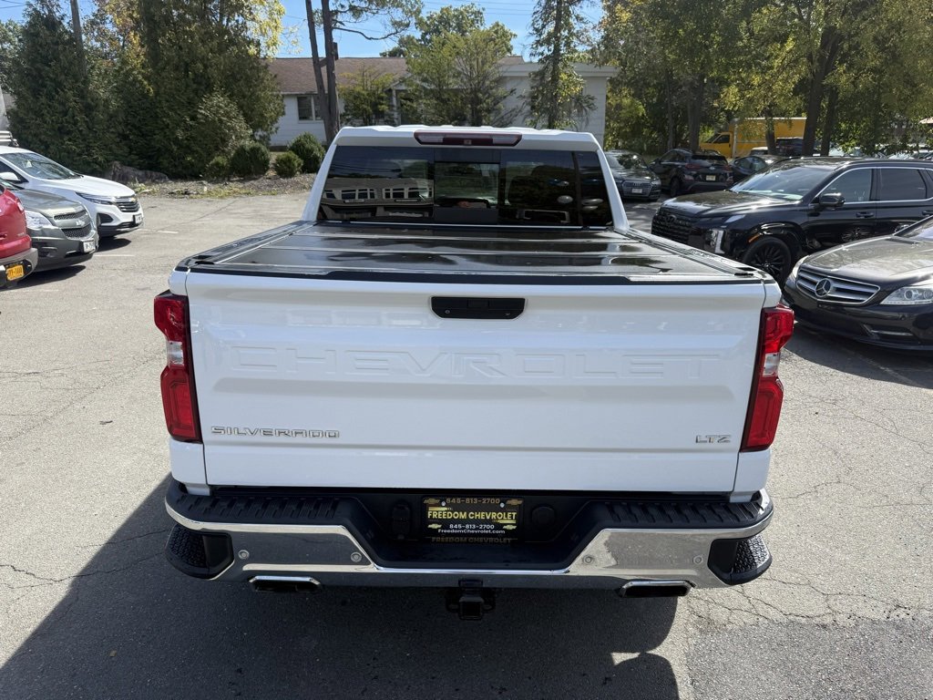 2019 Chevrolet Silverado 1500 LTZ photo 3