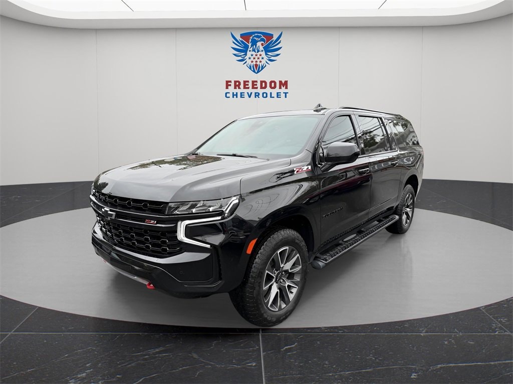 2023 Chevrolet Suburban Z71's photo