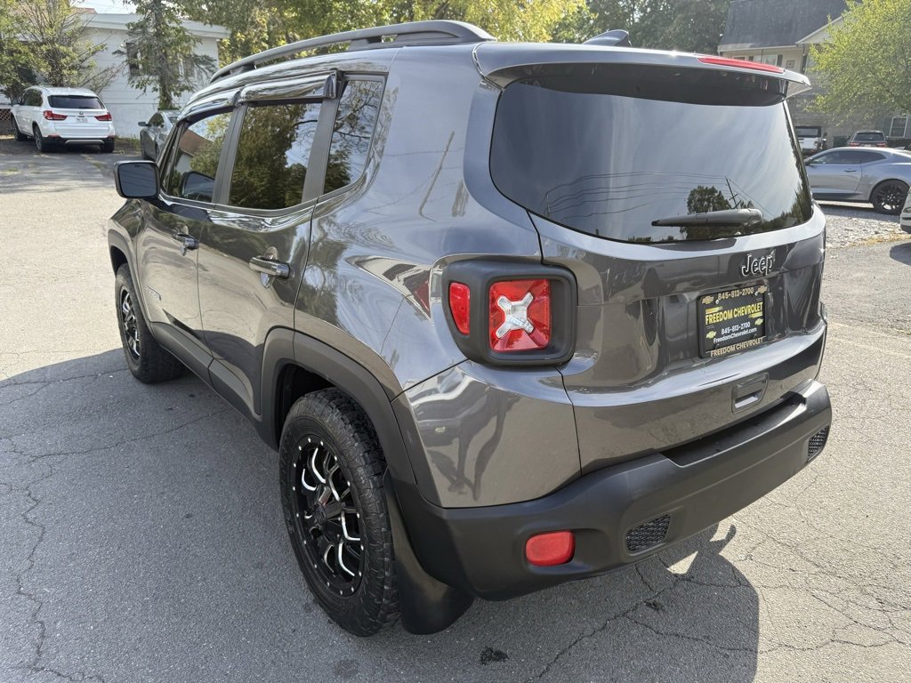 2018 Jeep Renegade Latitude North Edition photo 3