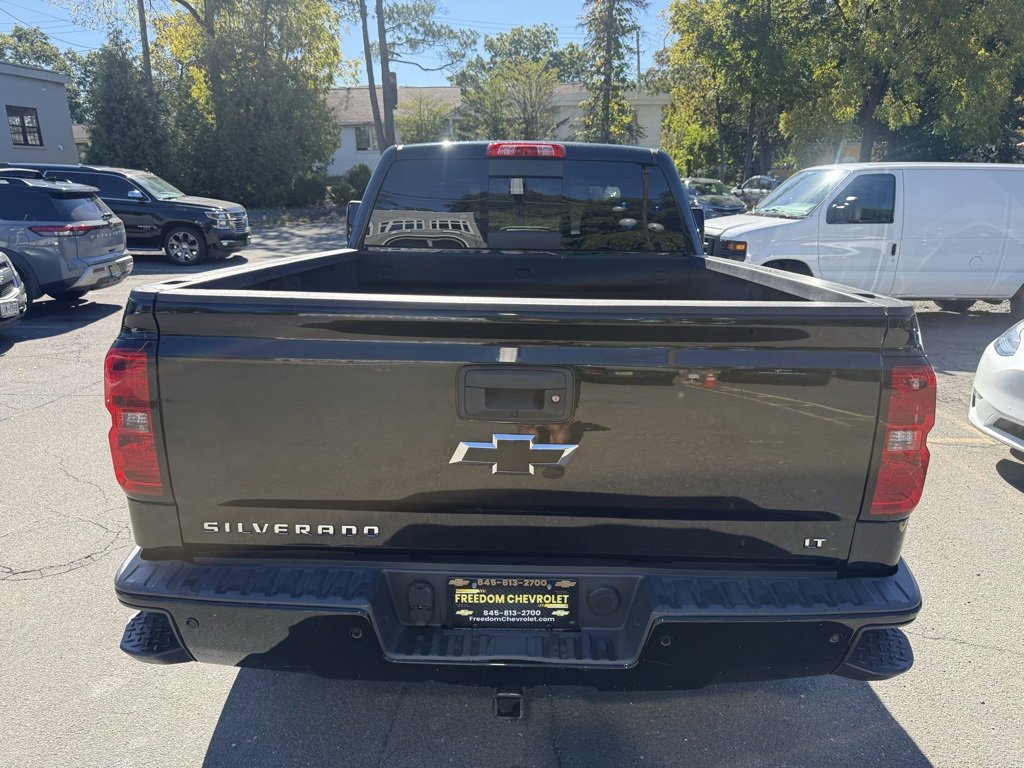 2018 Chevrolet Silverado 1500 LT photo 4