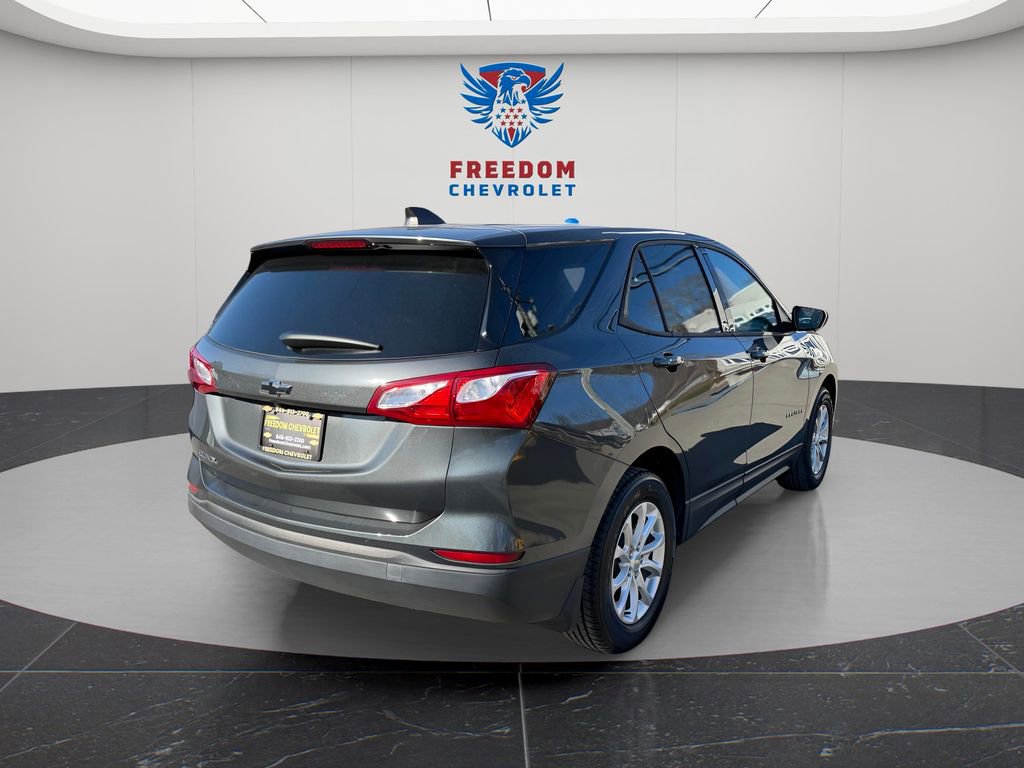 2019 Chevrolet Equinox LS - Photo 6