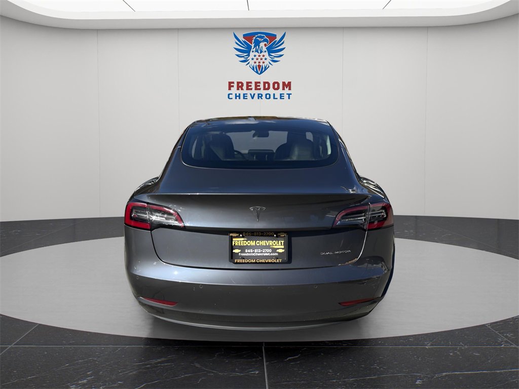 2020 Tesla Model 3 Long Range photo 4