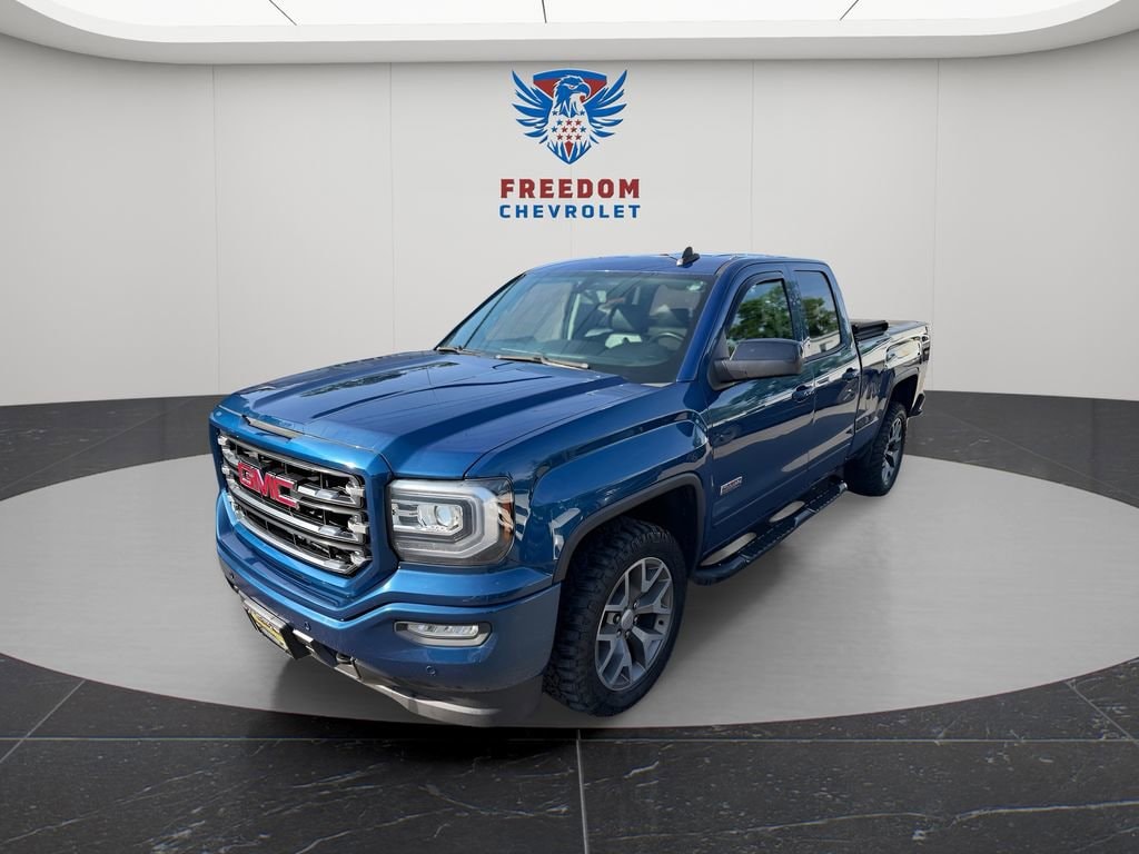 2017 GMC Sierra 4WD Double Cab Standard Box SLT's photo