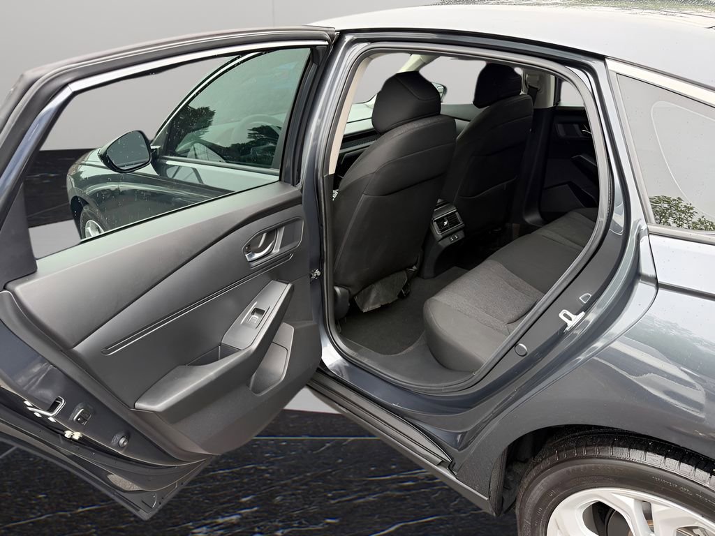 2025 Honda Accord LX - Photo 28