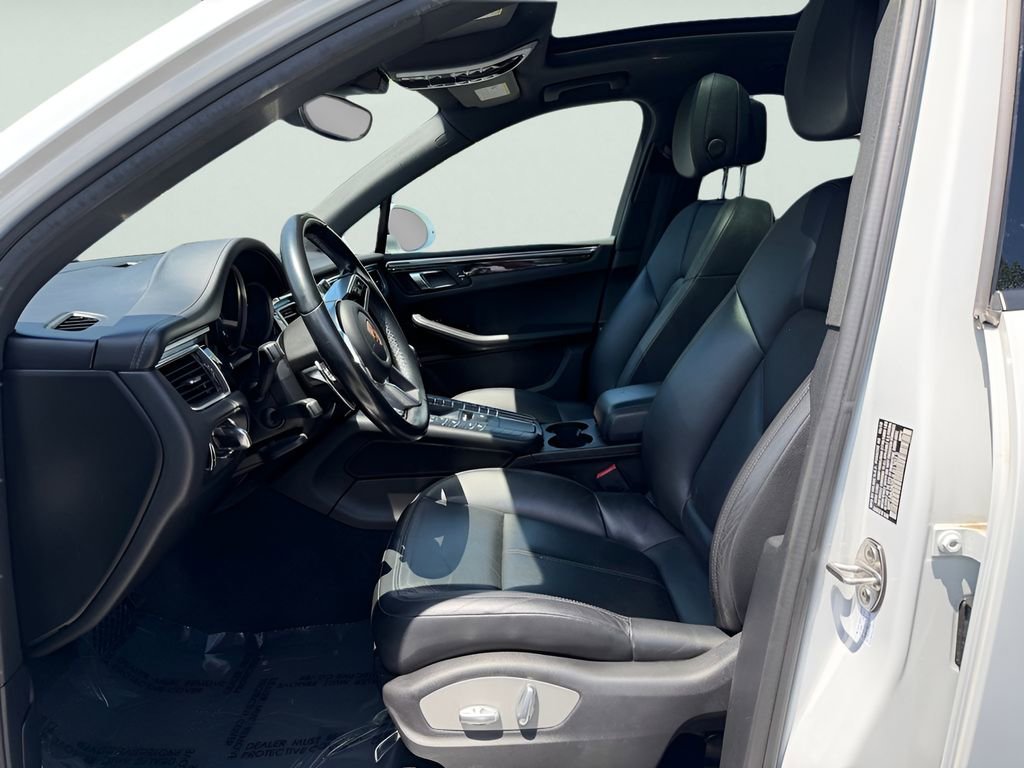 2018 Porsche Macan Base - Photo 18
