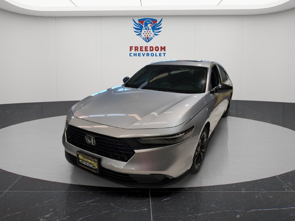 Used 2025 Honda Accord Sedan SE
