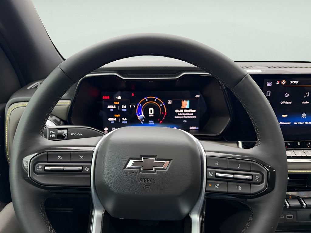 2025 Chevrolet Colorado ZR2 - Photo 22