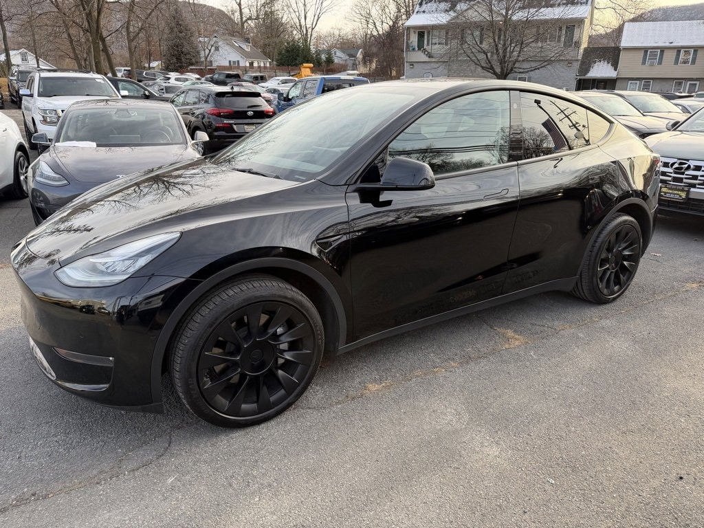 Used 2022 Tesla Model Y Long Range with VIN 7SAYGDEEXNA016516 for sale in Northfield, Minnesota