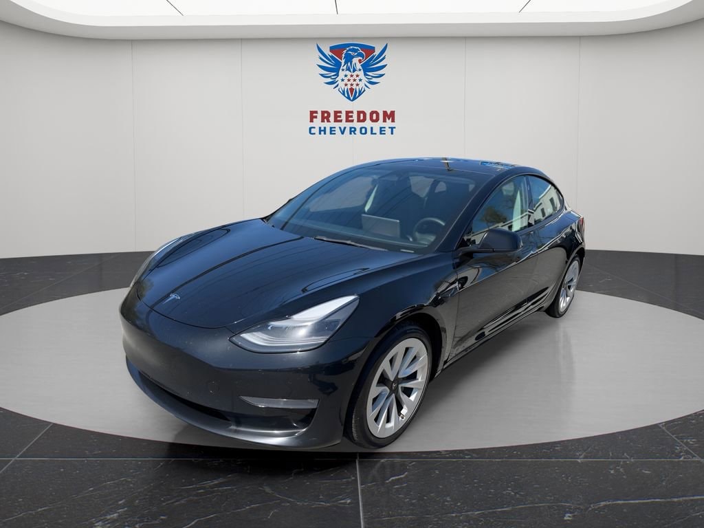 2022 Tesla Model 3 Long Range Dual Motor All-Wheel Drive's photo