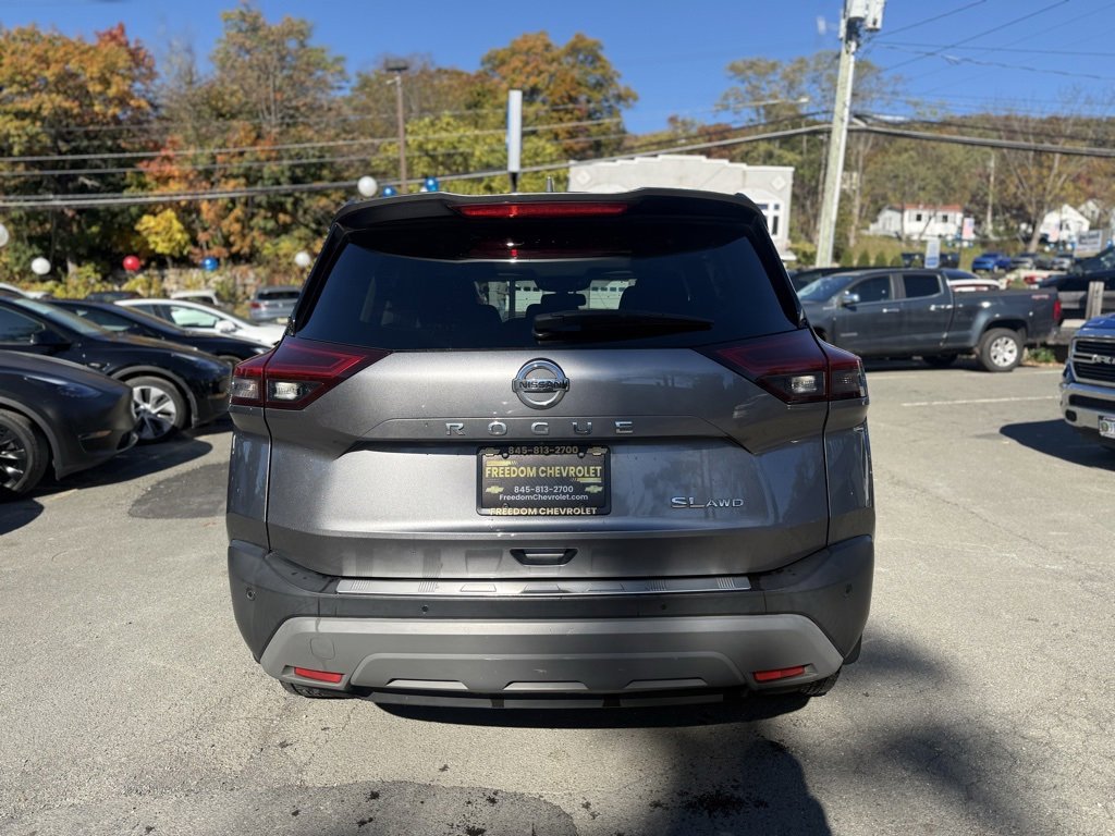 2021 Nissan Rogue SL photo 3