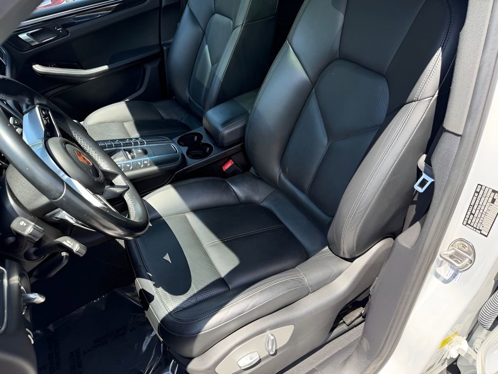 2018 Porsche Macan Base - Photo 19