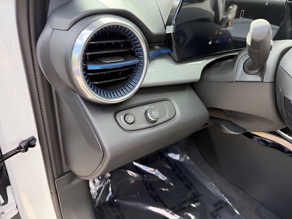 New 2026 Chevrolet Trax LT SUV