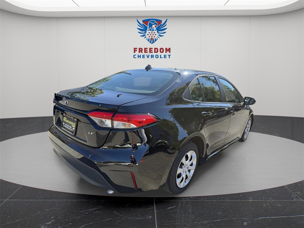 2024 Toyota Corolla LE photo 4