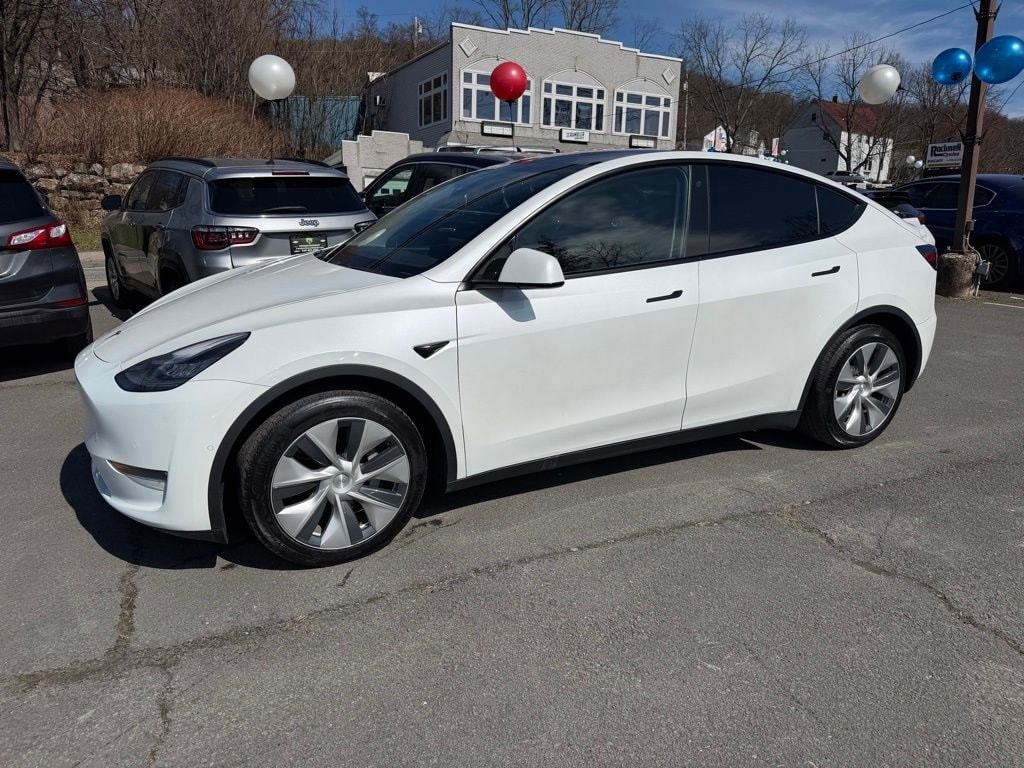 Used 2021 Tesla Model Y Long Range with VIN 5YJYGDEE4MF060817 for sale in Fort Montgomery, NY