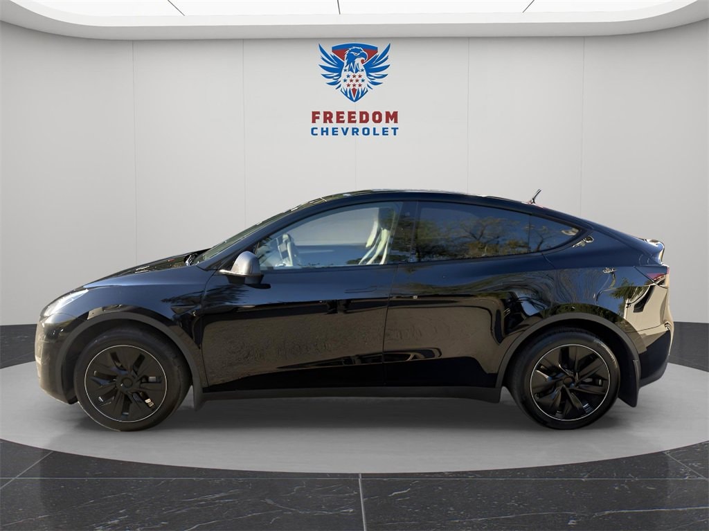 Used 2023 Tesla Model Y Long Range with VIN 7SAYGDEE9PA108896 for sale in Kansas City