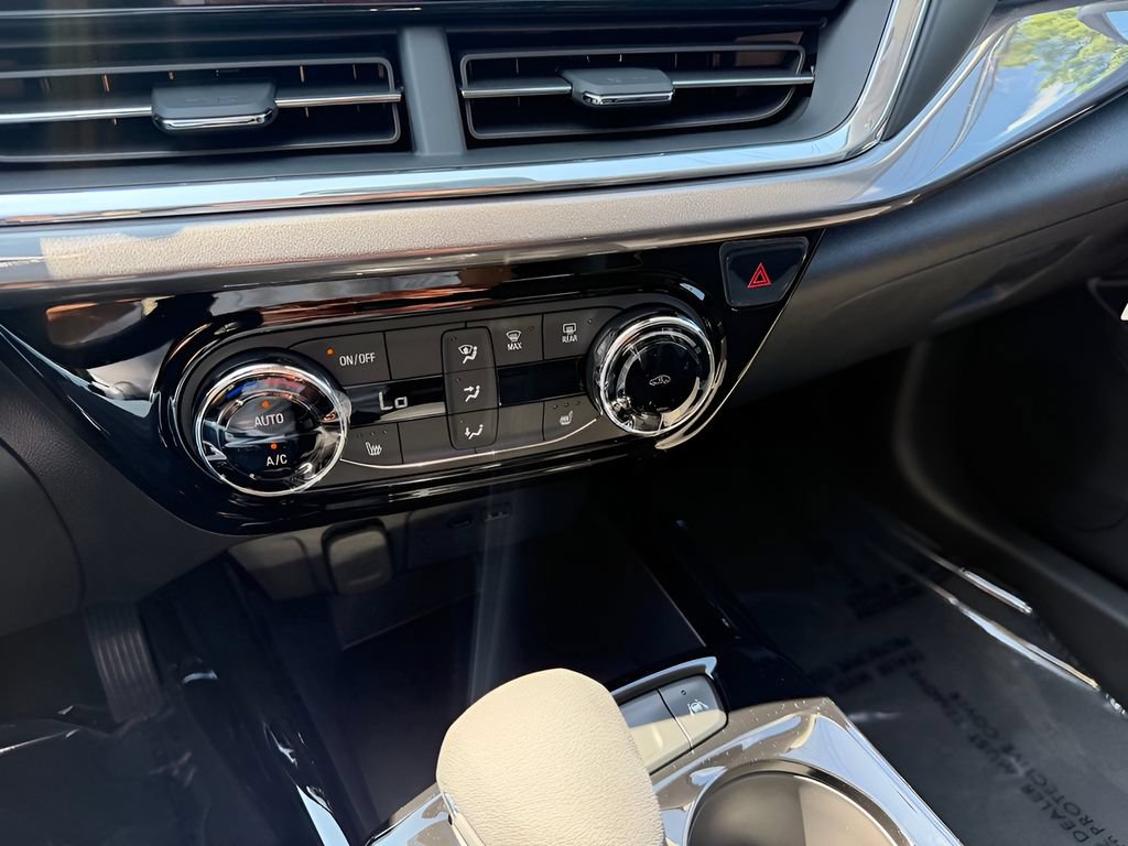 2026 Chevrolet Trax Activ - Photo 24