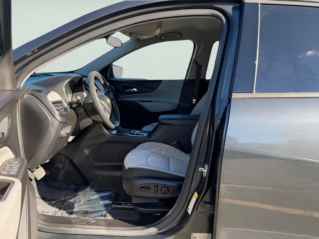 2019 Chevrolet Equinox LS - Photo 15