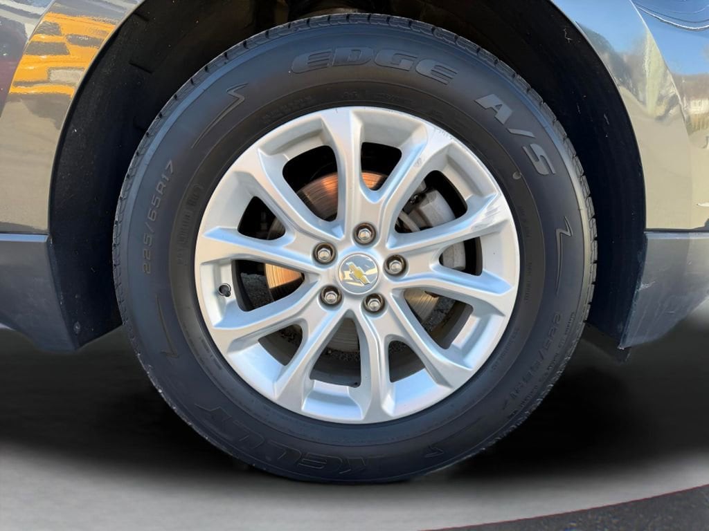 2019 Chevrolet Equinox LS - Photo 13