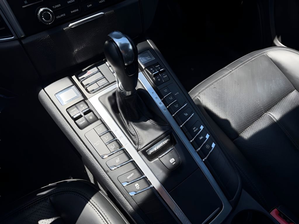 2018 Porsche Macan Base - Photo 27
