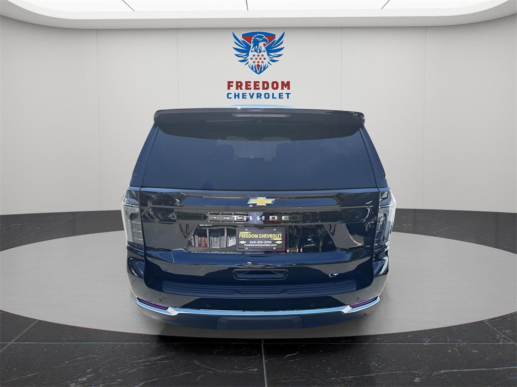 2025 Chevrolet Tahoe LT photo 4