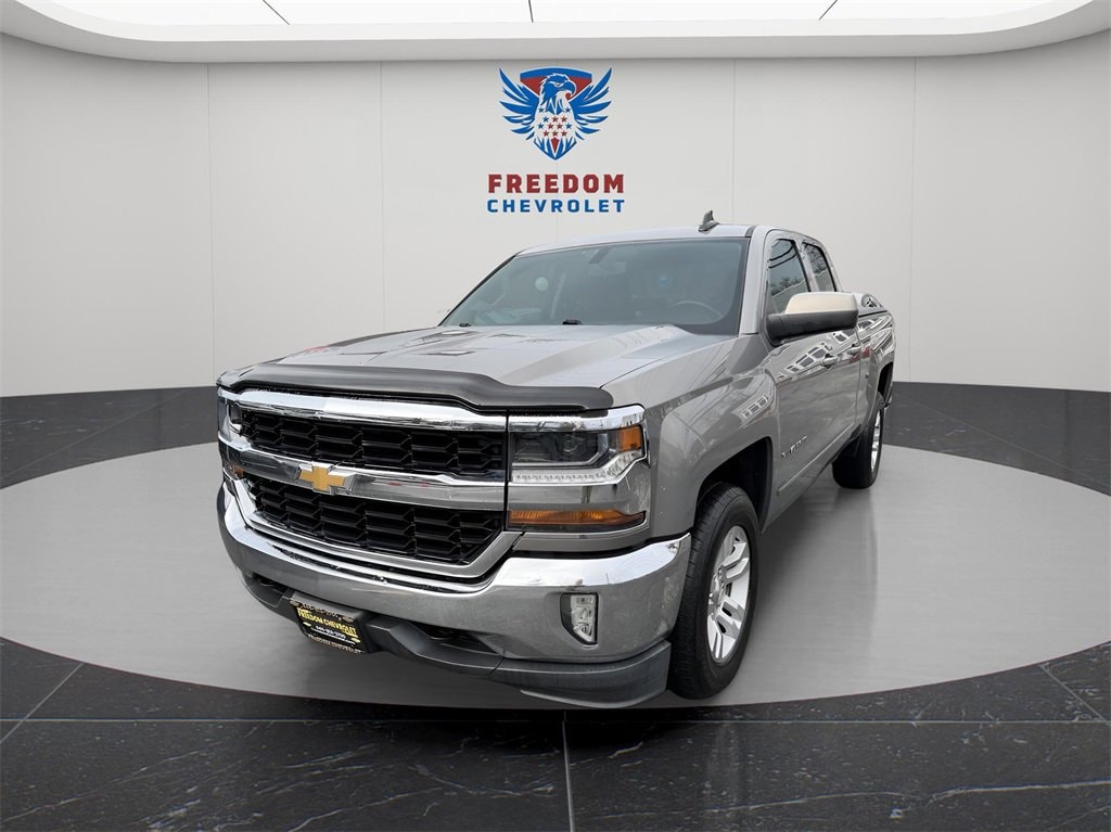 2017 Chevrolet Silverado 1500 LT's photo