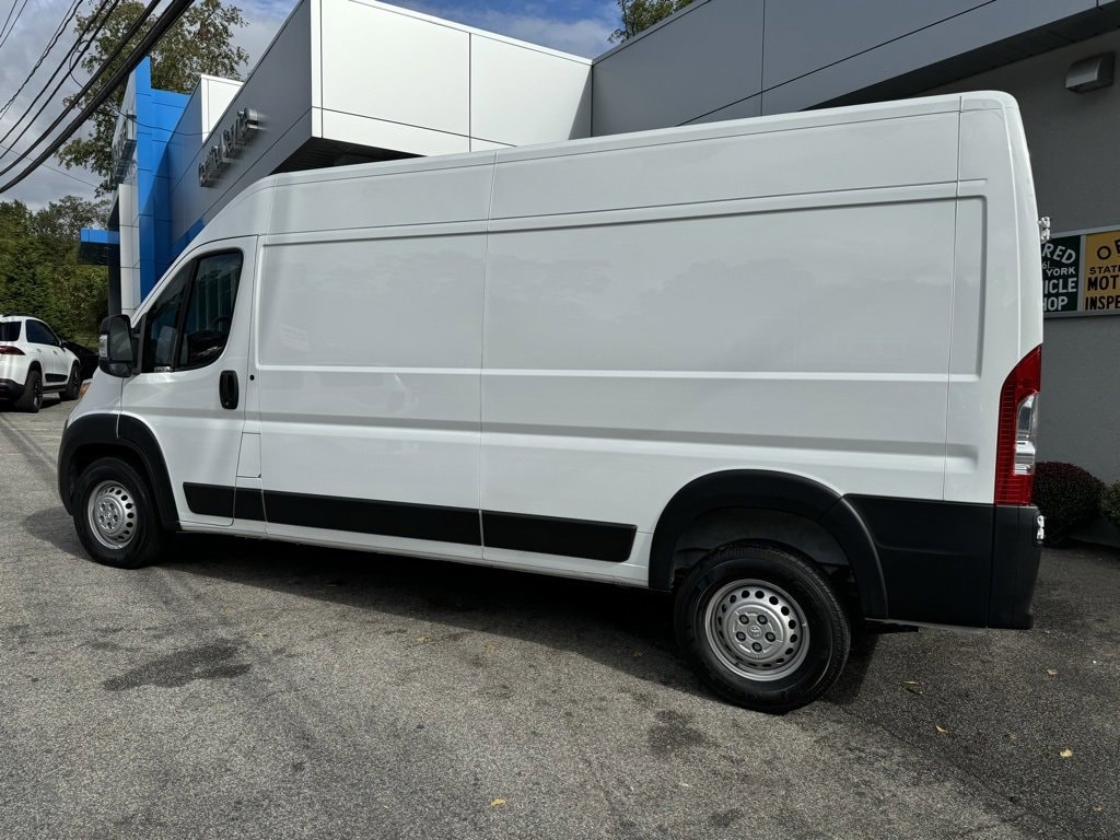 Used 2024 RAM ProMaster Cargo Van Base with VIN 3C6LRVDG8RE121300 for sale in Fort Montgomery, NY