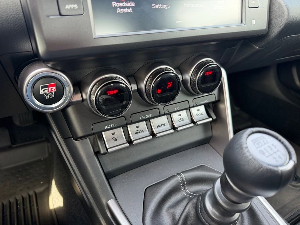 2025 Toyota GR86 Base - Photo 28