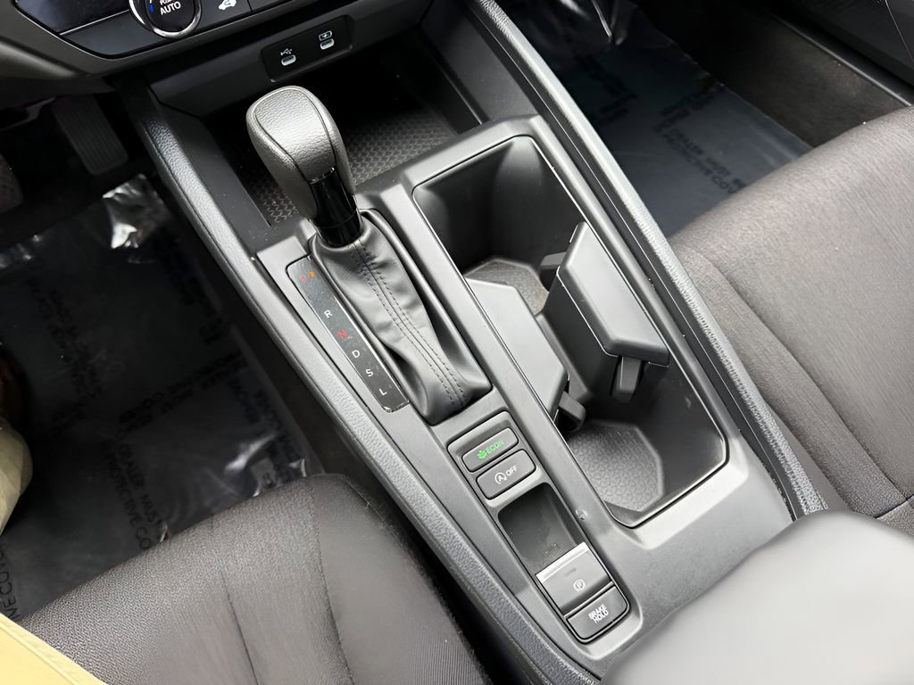 2025 Honda Accord LX - Photo 25