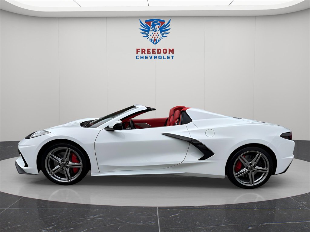 2026 Chevrolet Corvette Stingray 3LT Convertible photo 2
