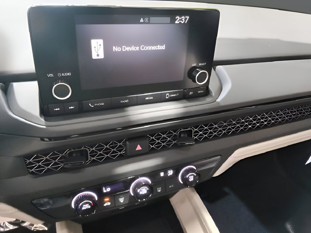 2025 Honda Accord LX - Photo 28