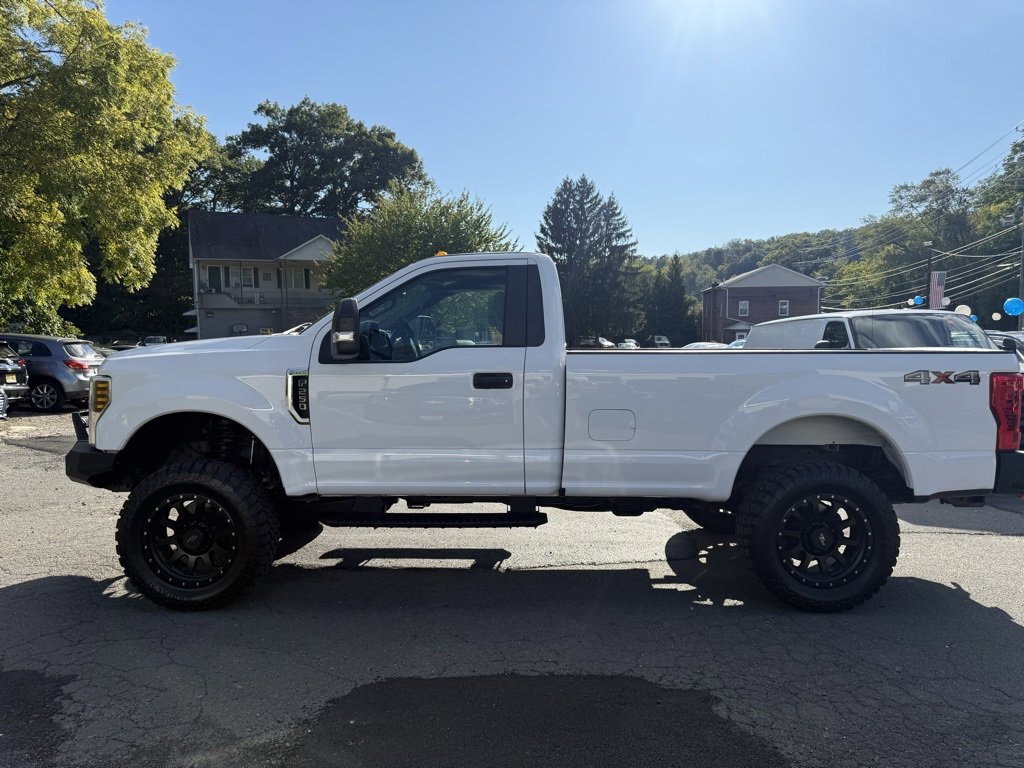2019 Ford F-250 XL photo 2