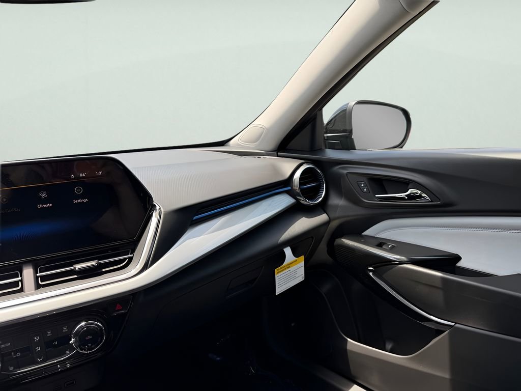 2026 Chevrolet Trax LT - Photo 27