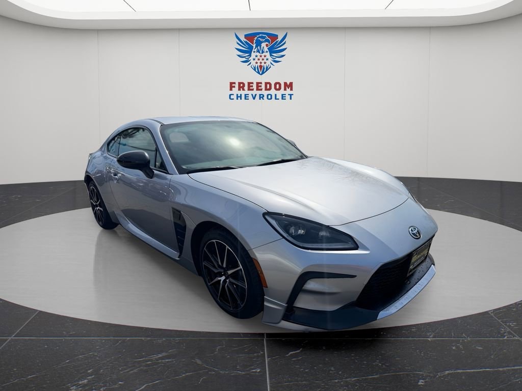 2025 Toyota GR86 Base - Photo 7
