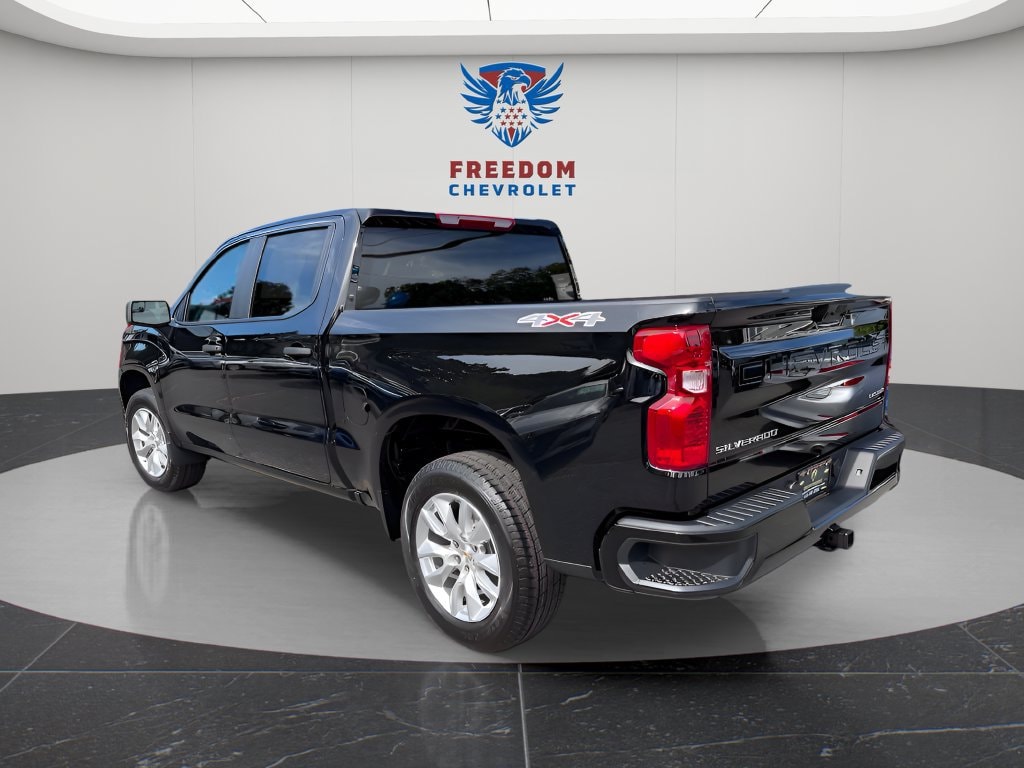 New 2026 Chevrolet Silverado 1500 Custom Truck