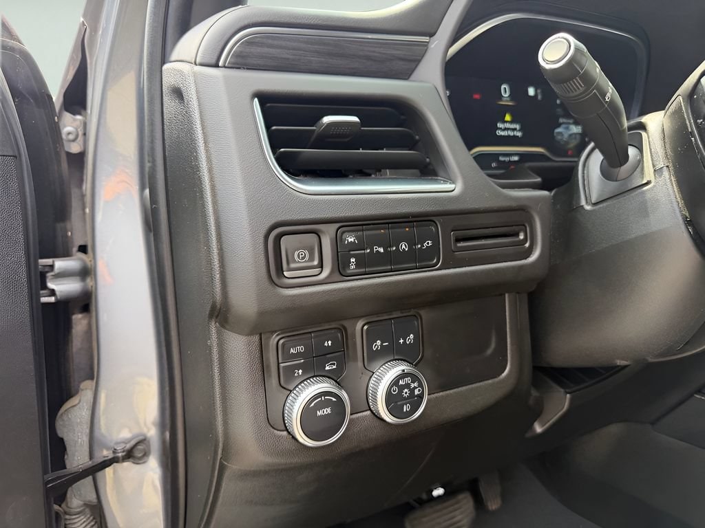 2022 GMC Yukon XL SLT - Photo 35