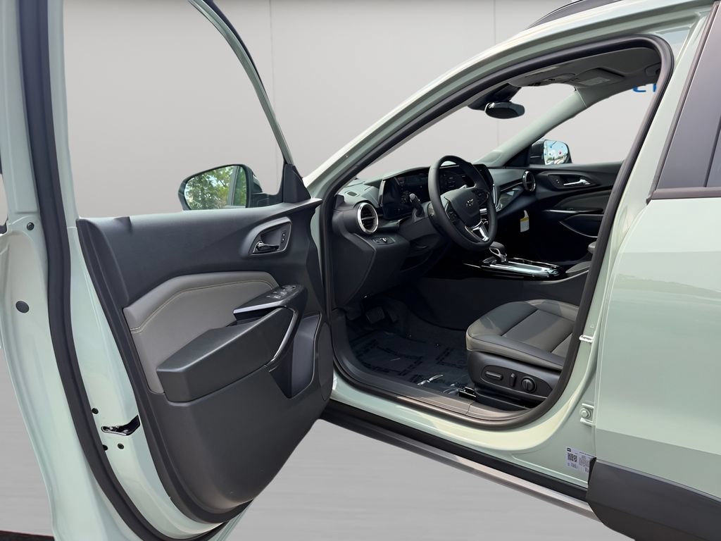 2026 Chevrolet Trax Activ - Photo 16