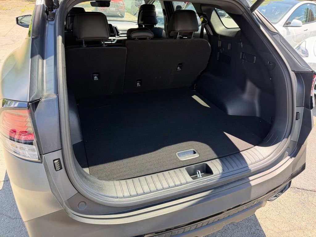2025 Kia Sportage 1.6 X-Line PHEV AT AWD's photo