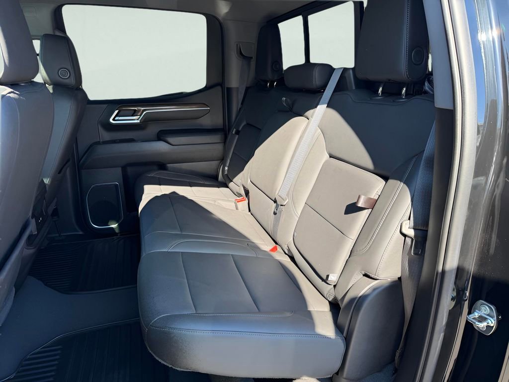 2022 Chevrolet Silverado 1500 RST - Photo 35