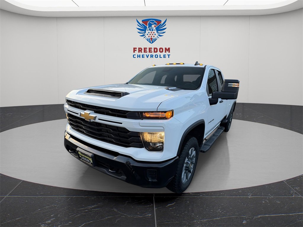 2026 Chevrolet Silverado 2500HD Custom's photo