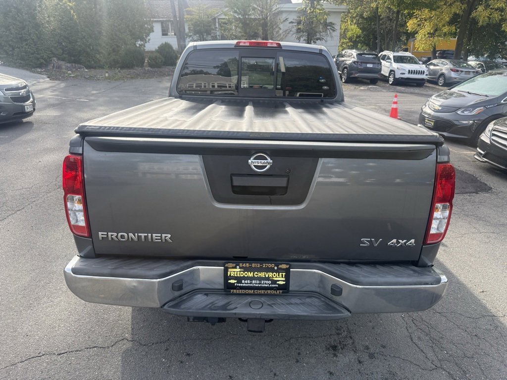 2017 Nissan Frontier SV photo 4