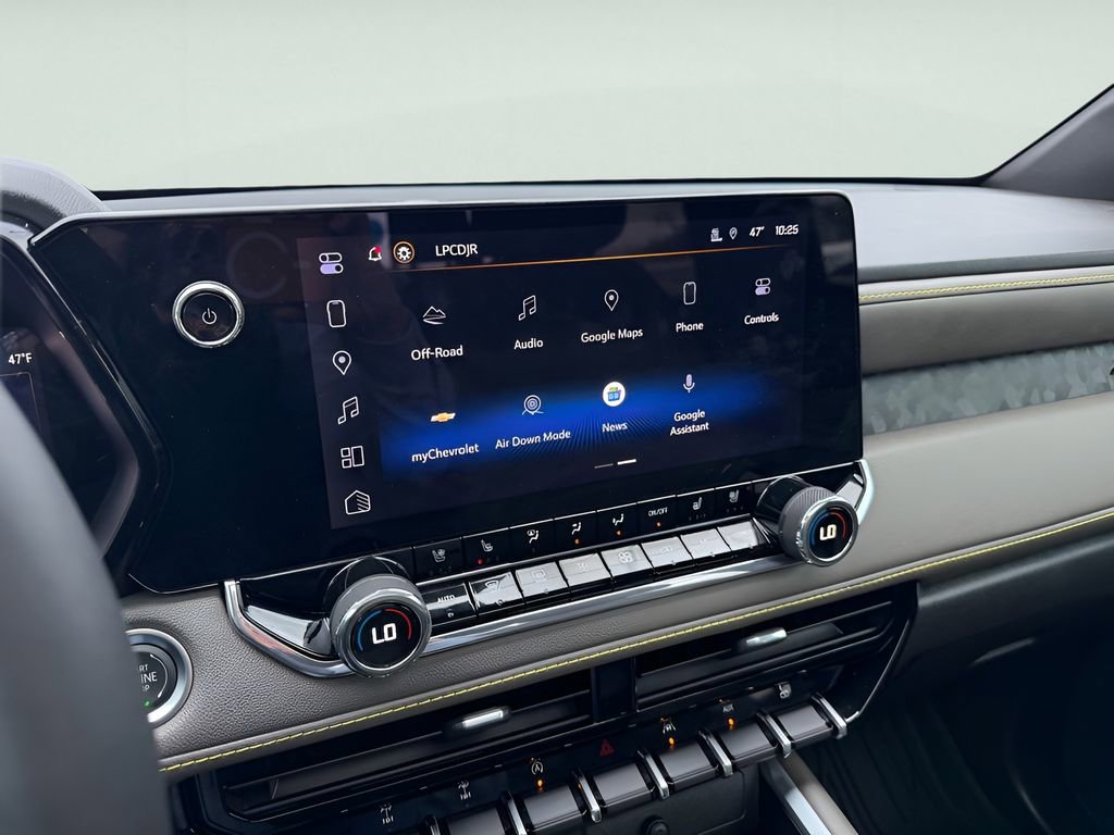 2025 Chevrolet Colorado ZR2 - Photo 24